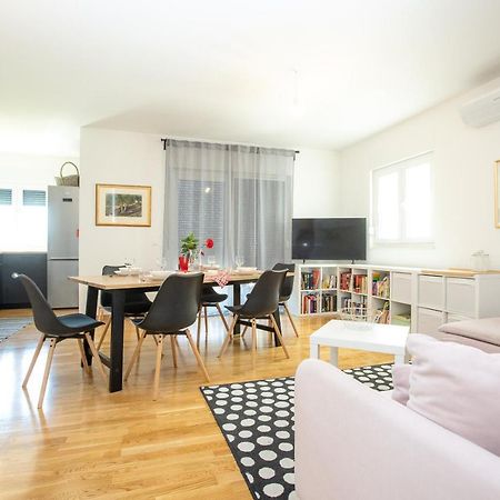 Feel City Near Beach Free Parking With Sea View Zara Esterno foto