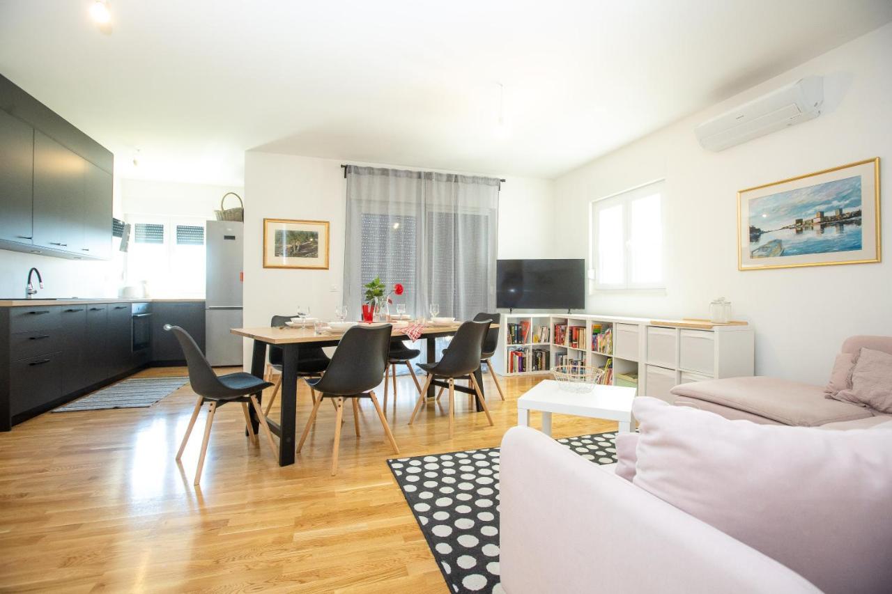 Feel City Near Beach Free Parking With Sea View Zara Esterno foto